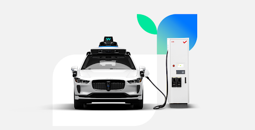 一辆 Waymo 车辆正在充电