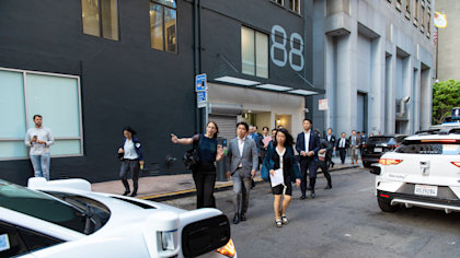 MLIT Minister Nakano hailing a Waymo ride  in San Francisco 